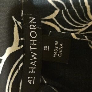 41 Hawthorn Black and White Floral Top